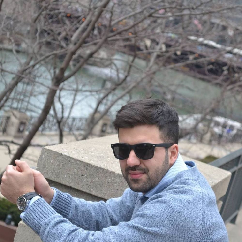 Meet your Posher, Halil